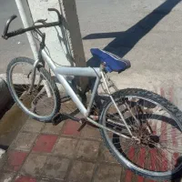 دوچرخه سالم لاستیک ها نو همه چیز درست