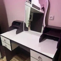 تخت خواب دو طبقه به همراه میز آینه|تخت و سرویس خواب|اصفهان, زیار|دیوار