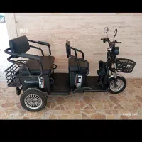 موتور سه چرخه سه نفره