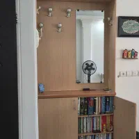 جاکفشی  جاکتابی