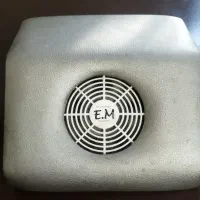 فن زیر دست کاشت ناخن