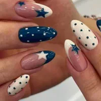 آموزش حرفه ای کاشت ناخن