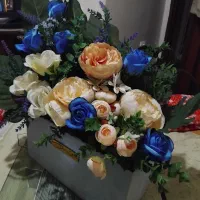 دست گل مصنویی .تازه وبدون استفاده