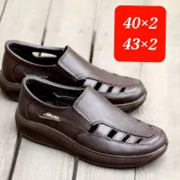 ۶۰ جفت کفش بعلت جمع آوری مغازه|کیف، کفش، کمربند|لاهیجان, جمهوری|دیوار