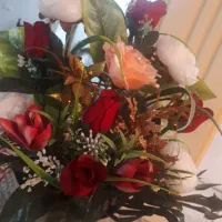 تعدادی گل مصنوعی با کارت|گل مصنوعی|اراک, |دیوار