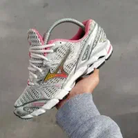 کفش اورجینال میزانو