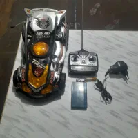 ماشین مسابقه ای با کنترل وقابل شارژ برقی