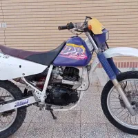سوزوکی DR 250