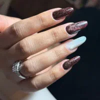 کاشت و ترمیم تخصصی ناخن رفعتیه بهار