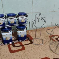 جا ادویه ای تمیز و بدون ذره ای پریدگی