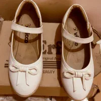 کفش عروسکی دخترانه در حد نو