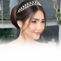 تخفیف ویژه میکاپ و شنیون|خدمات آرایشگری و زیبایی|رشت, معلم|دیوار