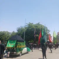 دو سال پیش گوشواره ی آویز گم کردم