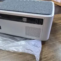 ویدیو پروژکتور yaber v6 4k|تلویزیون و پروژکتور|تهران, عباس‌آباد|دیوار