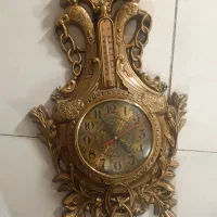 ساعت دیواری قدیمی