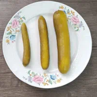 خیارشور درشت ۳۳/۰۰۰ ساندویچی ــ سالاد الویه|خوردنی و آشامیدنی|قم, ولیعصر|دیوار