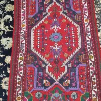 یه عدد فرش دست بافت پنج چارکی بفروش میرسد