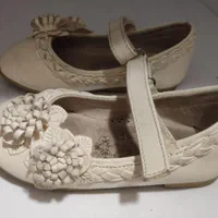 کفش و کتانی و بوت دخترانه