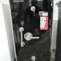 گاوصندوق ایران مدل ۱۰۰