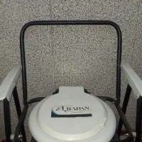 توالت فرنگی در حد نو