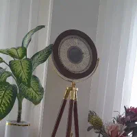 ساعت ایستاده