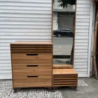 میز آرایش کشو دار