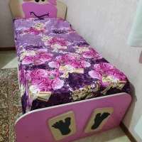 تخت خواب نوجوان به همراه تشک سالم و تمیز|تخت و سرویس خواب|شیراز, قدوسی غربی|دیوار