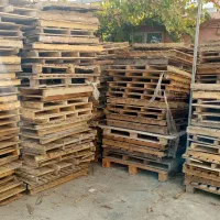 پالت در انواع سایز موجود داریم برای فروش