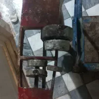 باسکول ۲۰۰ کیلویی قدیمی|ابزارآلات|قم, طلاب غیر ایرانی|دیوار