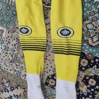 لباس وجوراب فوتبالی
