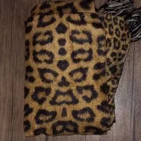 ۲۵ عدد سال و روسری