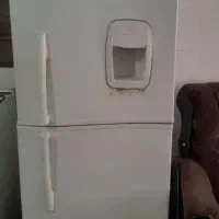 نیازمند یخچال