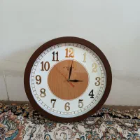 ساعت دیواری