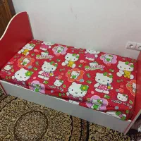 تخت کودک به همراه تشک