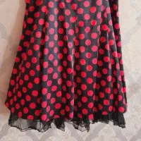 لباس مجلسی|لباس|قدس, شهرقدس|دیوار