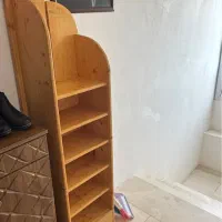 دکوری و قفسه چوبی