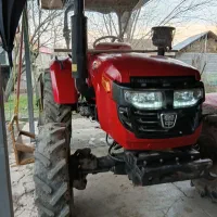 تراکتور تی فور چهار سیلندر با تمامی ادوات