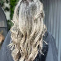 خدمات رنگ و مش