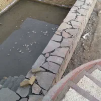 اجرای صفر تا صد بنایی سنگ چینی سنگ فرش و جدول|خدمات پیشه و مهارت|سنندج, |دیوار