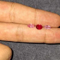 یاقوت زمرد الماس  ، سنگ های جواهراتی ، جواهرات خاص