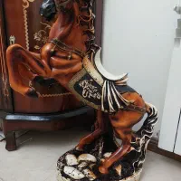 اسب مجسمه بزرگ