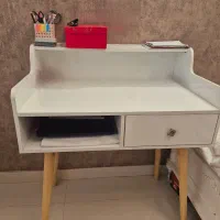 تخت یک نفره چوب و میز تحریر|تخت و سرویس خواب|مشهد, نیروی هوایی|دیوار