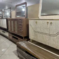 کنسول و اینه و میز تلویزیون و جلو مبلی