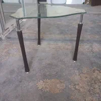 میز شیشه ای