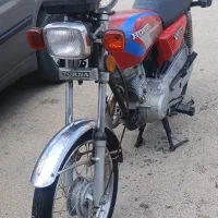 موتور سیکلت هوندا ۱۲۵ مدل ۱۳۹۰