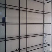 نرده حفاظ روی دیوار|خدمات پیشه و مهارت|ری, بازار آهن|دیوار