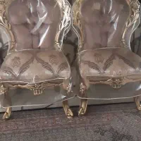 مبل سلطنتی میزبان تک و میز عسلی