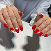 مدل و آموزش خدمات کاشت ناخن|خدمات آرایشگری و زیبایی|اصفهان, همدانیان|دیوار