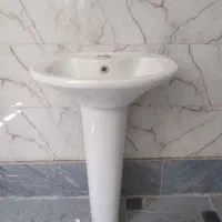 روشویی سرویس بهداشتی