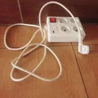 محافظ برق|سایر لوازم برقی|شاهین‌شهر, حافظ جنوبی|دیوار